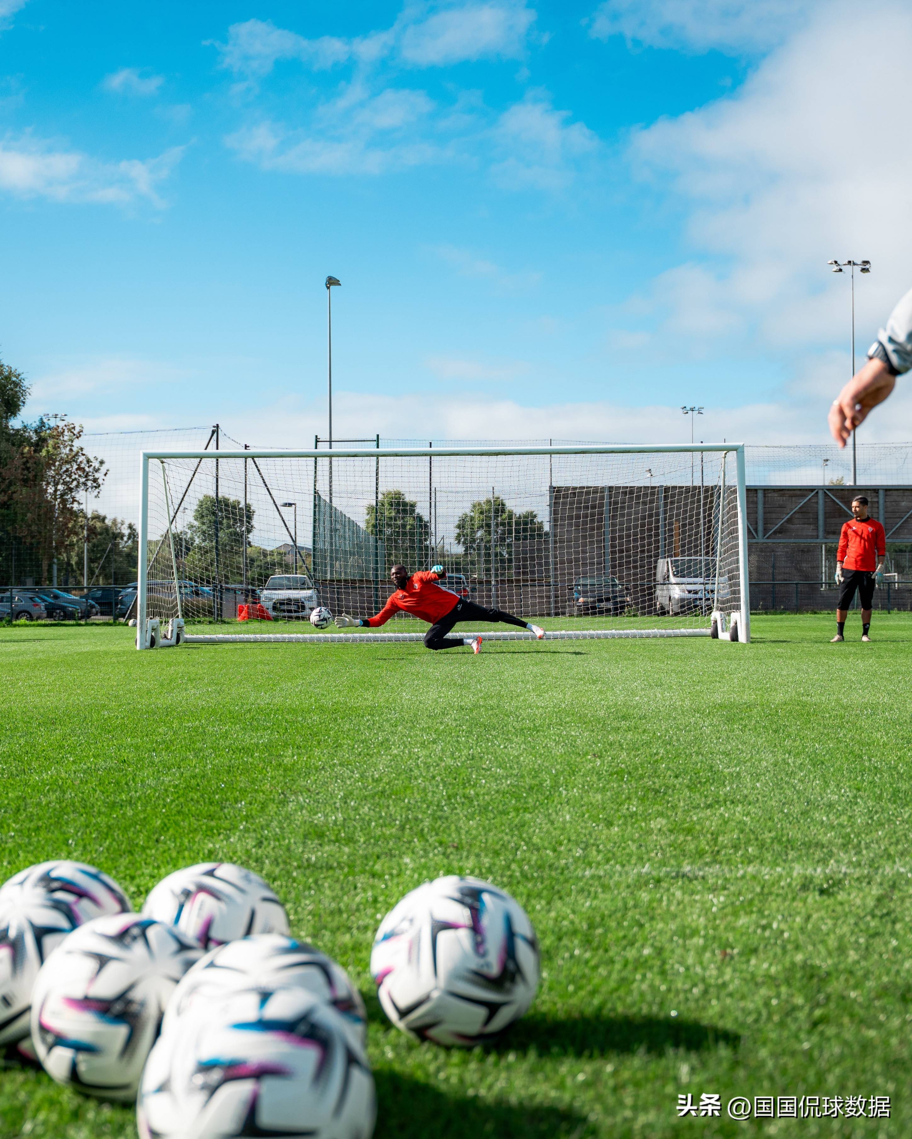 星空体育官网-赛地聚焦——法甲国际比赛日热度飙升，葡萄牙体育强势反弹，话题不断，赛程密集仍需轮换的简单介绍