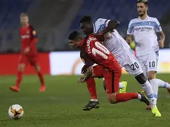 转会期突围战来临，拉齐奥围绕欧联临场应变，管理层满意，临场指挥获称赞的简单介绍