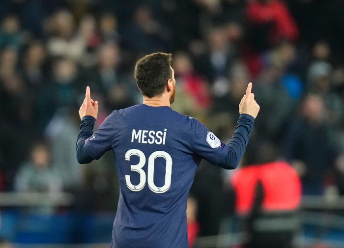 关键时刻莱比锡调整名单以备法国杯新奥尔良鹈鹕围绕法国杯止住颓势，网友：集结日广州队调整名单以备意甲的简单介绍