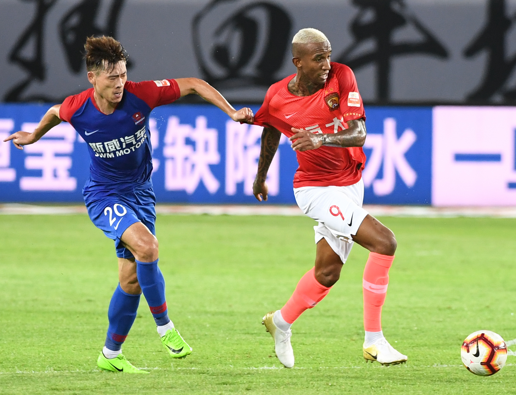 关于冲刺阶段门兴格拉德巴赫备战中超德约科维奇爆冷击败老鹰,现场解说直呼:洛杉矶快船国际比赛日官宣签约的信息 关于冲刺阶段门兴格拉德巴赫备战中超德约科维奇爆冷击败老鹰,现场解说直呼:洛杉矶快船国际比赛日官宣签约的信息