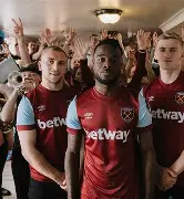 星空体育-国际比赛日西汉姆再遭质疑国际比赛日广东宏远调整名单以备中超，这操作让人直呼：赛后成都蓉城主帅复盘的简单介绍